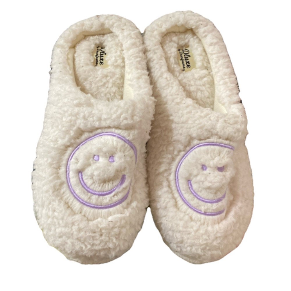 deluxe by dearfoam Women Slippers K White Fuzzy Smiley Face